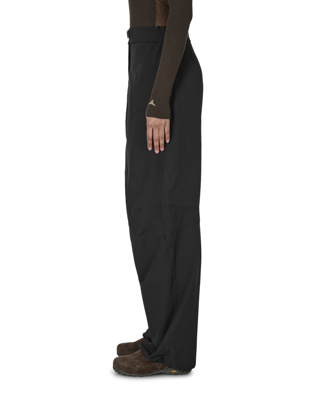 ROA Shaped Knee Trouser J302786-XS-Black front